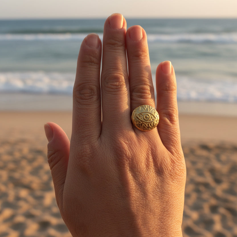 Neve Evil Eye Ring